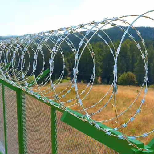 High-Security Perimeter Defense with Razor Wire Concertina